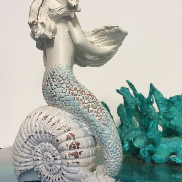 Mermaid Sculpture sitting on Sea Shell - Picture 7 of 7